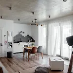 Apartment Style *